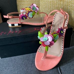 Betsy Johnson esmee coral size 6 sandals